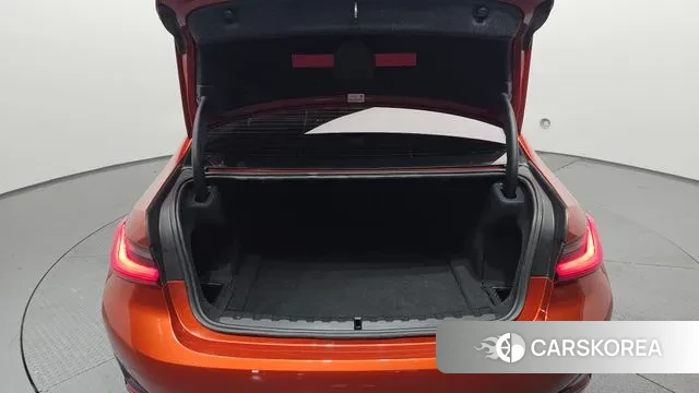 BMW 3 Series (G20) id 3702955 из Кореи 11