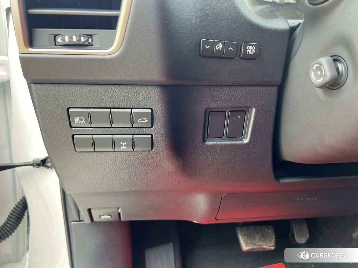 Lexus NX id 4461344 из Китая 11
