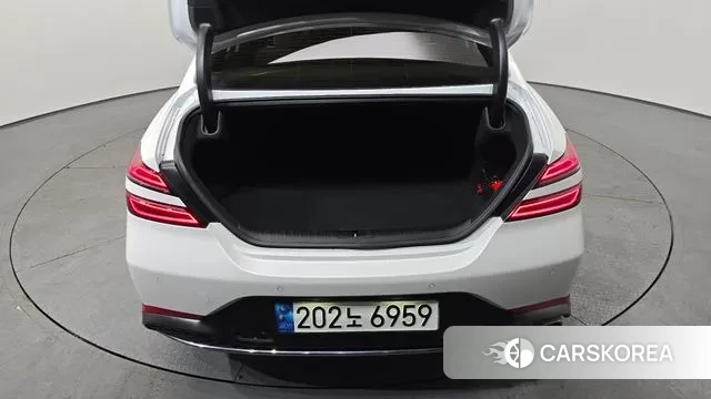 Genesis The New G70 id 3621121 из Кореи 11