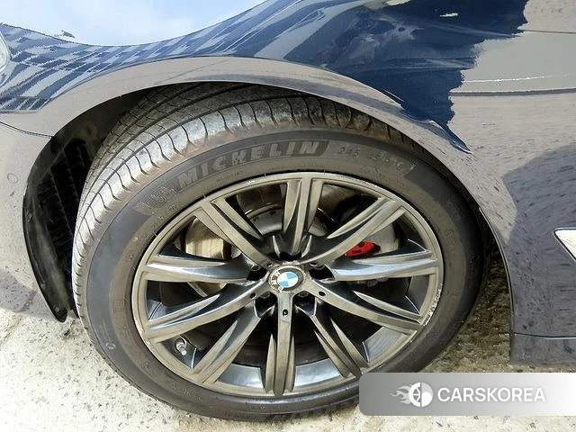 BMW 5 Series (G30) id 4233046 из Кореи 11