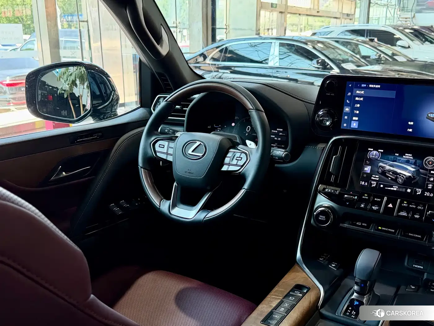 Lexus LX id 4685998 из Китая 11