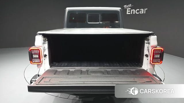 Jeep Gladiator (JT) id 3786744 из Кореи 11