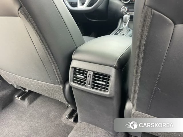 Nissan Xuan Yi id 4278335 из Китая 11