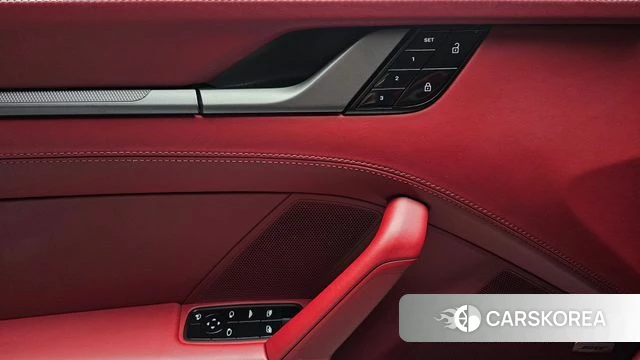 Porsche 911(992) id 4676838 из Кореи 11