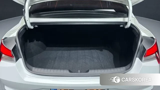 Hyundai Avante Hybrid (CN7) id 3394745 из Кореи 11