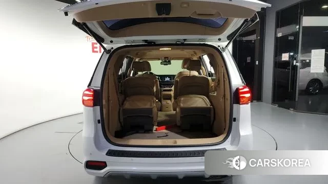 Kia The New Carnival id 2932079 из Кореи 11