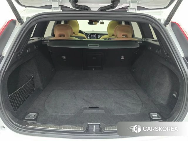 Volvo V60 Cross-Country 2nd Generation id 3852543 из Кореи 11