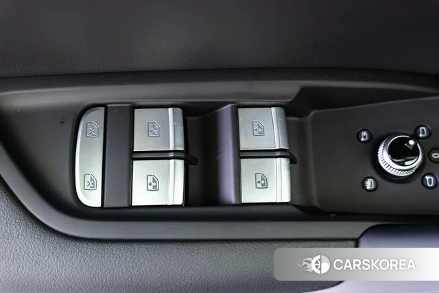 Audi Q5L id 4366045 из Китая 11