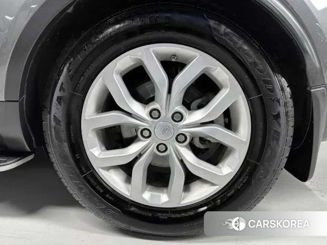 Land Rover Discovery 5 id 3619516 из Кореи 11