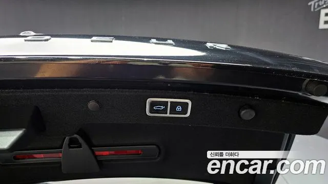 Hyundai Grandeur (GN7) id 2731227 из Кореи 11