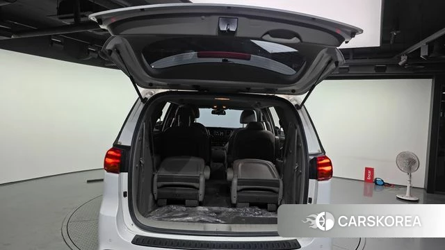 Kia The New Carnival id 4458954 из Кореи 11