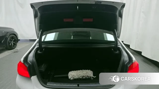 BMW 5 Series (G30) id 3013246 из Кореи 11