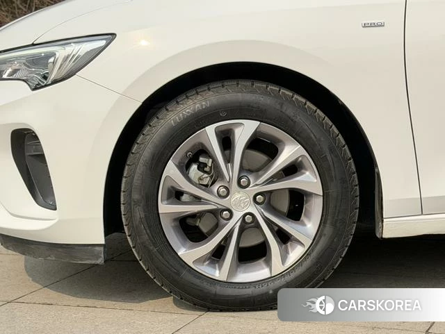 Buick Weilang id 3863629 из Китая 11