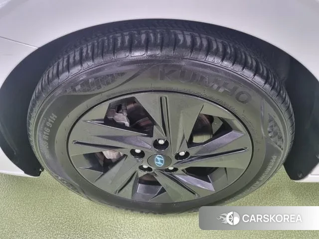 Hyundai Avante (CN7) id 3765912 из Кореи 11