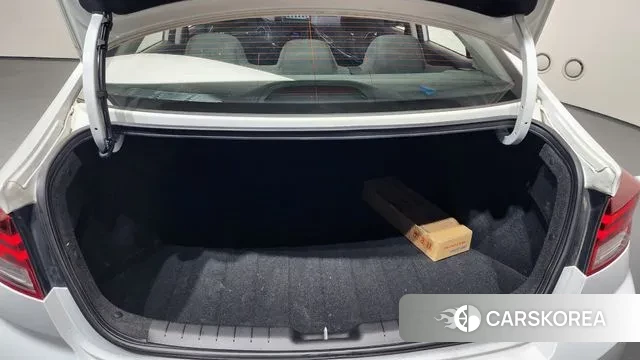 Hyundai The New Avante AD id 3626830 из Кореи 11