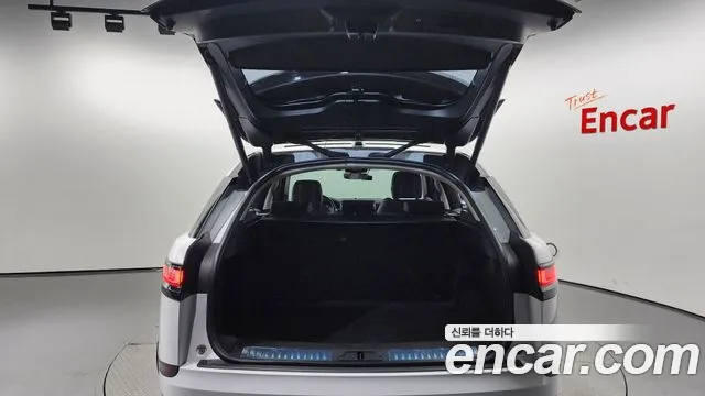 Land Rover Range Rover Velar id 2827815 из Кореи 11