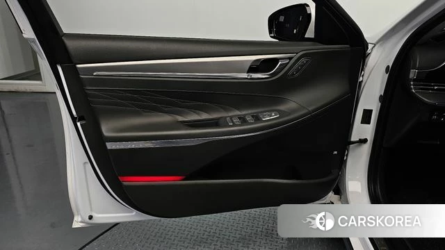 Hyundai The New Grandeur IG Hybrid id 4542372 из Кореи 11