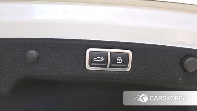 Hyundai Grandeur (GN7) id 3634508 из Кореи 11