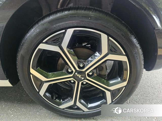 Kia Di Ol Nu Niro id 4382825 из Кореи 11