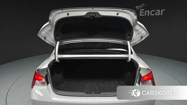 Hyundai Avante Hybrid (CN7) id 3859931 из Кореи 11