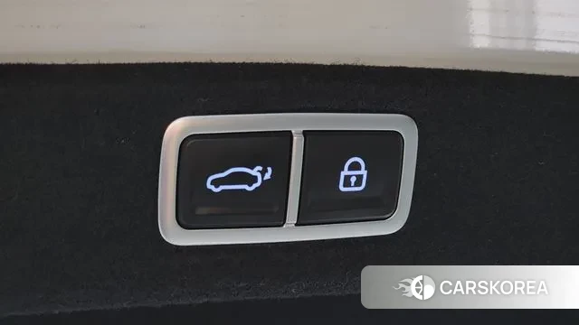 Hyundai Grandeur (GN7) id 3027018 из Кореи 11