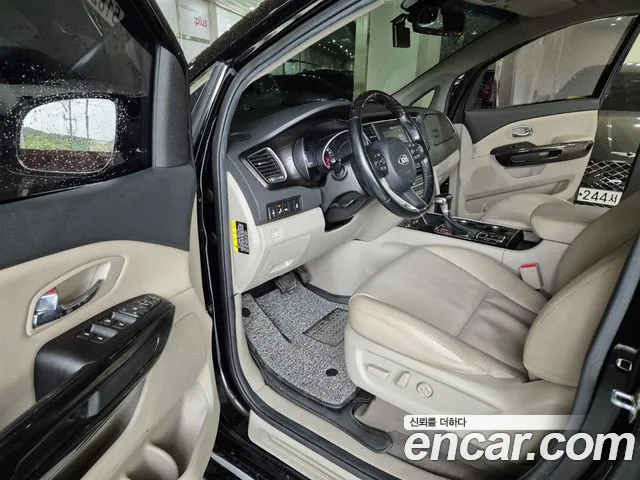 Kia The New Carnival id 2706642 из Кореи 11