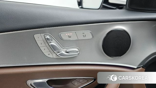Mercedes-Benz E-Class W213 id 4615171 из Кореи 11