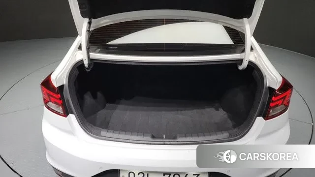 Hyundai The New Avante AD id 3526117 из Кореи 11