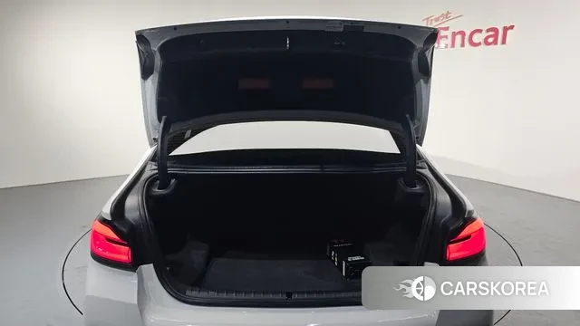 BMW 5 Series (G30) id 3601301 из Кореи 11