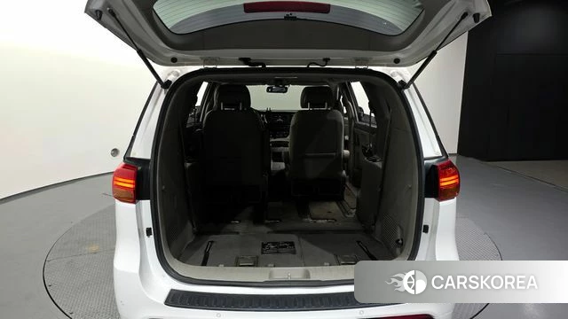 Kia All New Carnival id 4378228 из Кореи 11