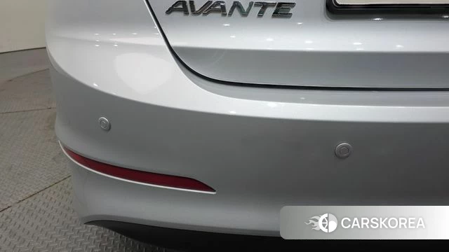 Hyundai Avante AD id 3905716 из Кореи 11