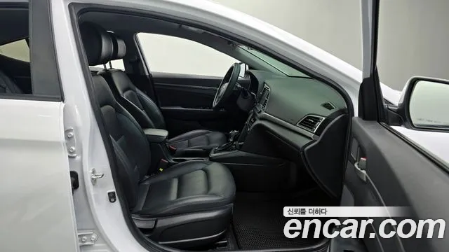 Hyundai Avante AD id 2566146 из Кореи 11