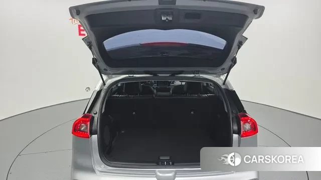 Kia Niro EV id 3509005 из Кореи 11
