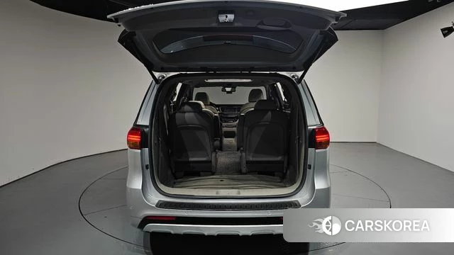 Kia All New Carnival id 4873675 из Кореи 11