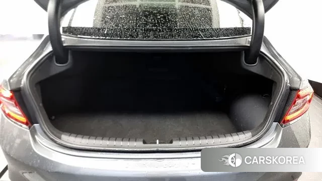 Hyundai Grandeur IG Hybrid id 3034192 из Кореи 11