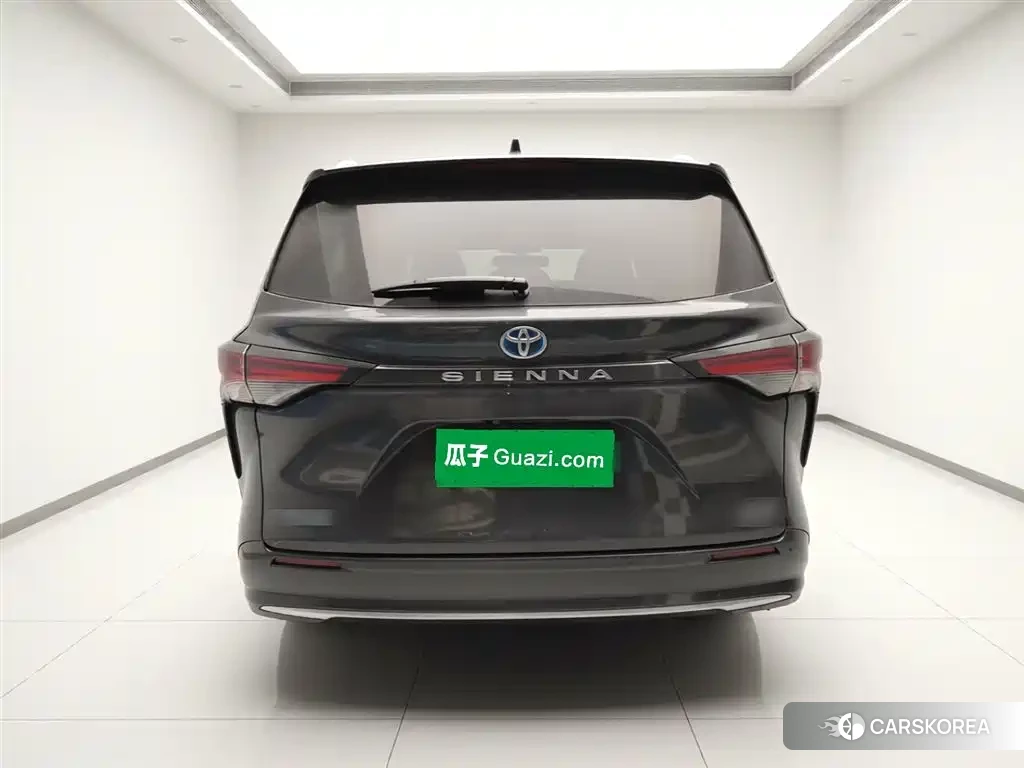 Toyota Sienna id 4547596 из Китая 11