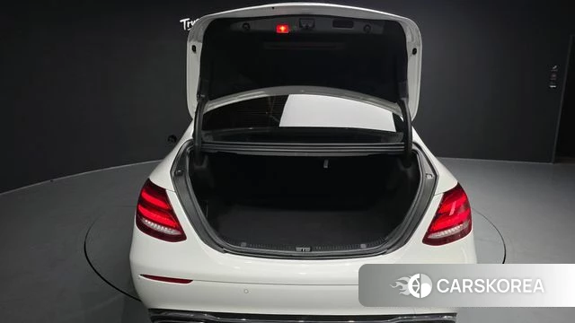 Mercedes-Benz E-Class W213 id 3796081 из Кореи 11