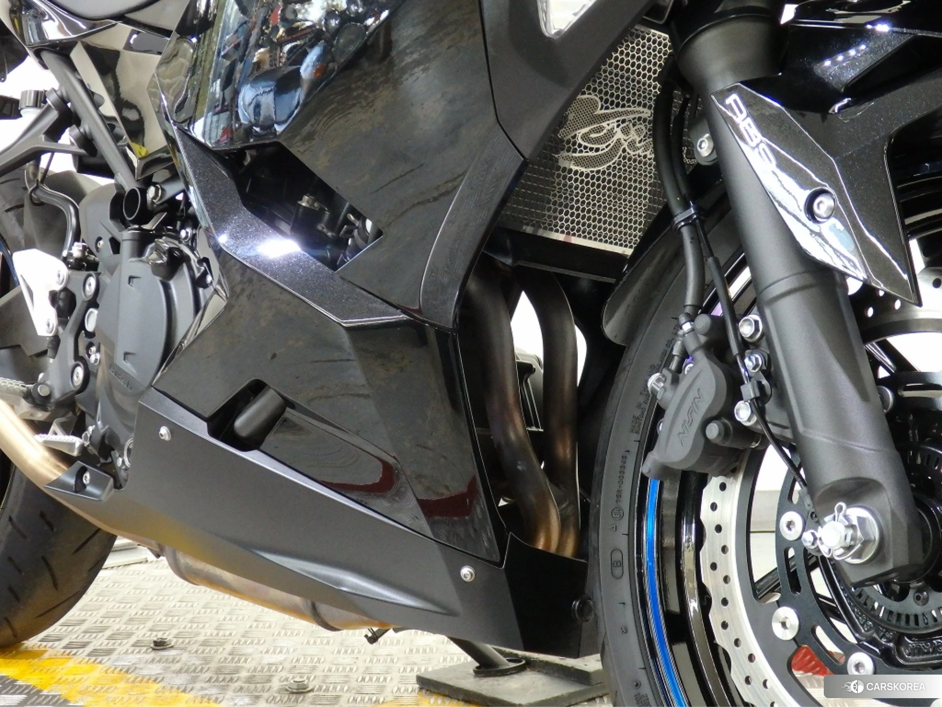 Kawasaki Ninja 400-2 id 3950410 из Японии 11
