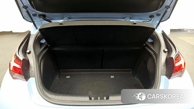 Hyundai Veloster (JS) id 3899844 из Кореи 11