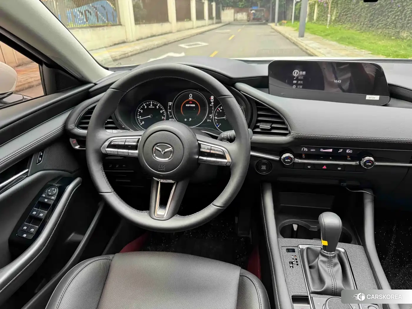 Mazda 3 id 4538682 из Китая 11