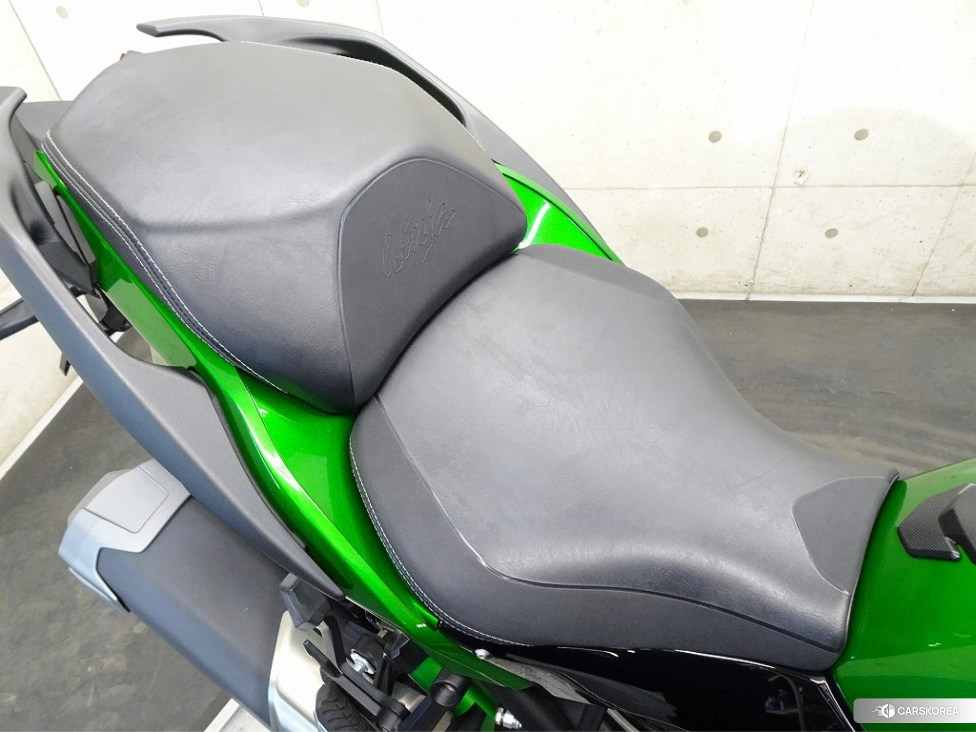 Kawasaki NINJA H2 SX SE id 4192808 из Японии 11