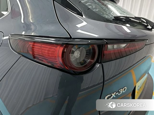 Mazda CX-30 id 4264196 из Китая 11