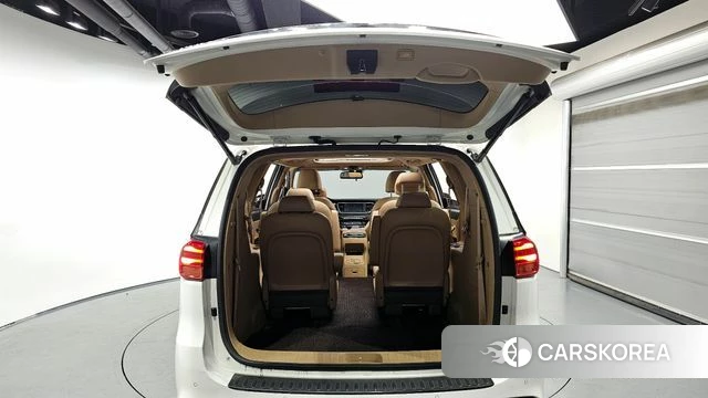 Kia The New Carnival id 4397601 из Кореи 11