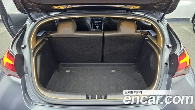 Hyundai Veloster (JS) id 2477606 из Кореи 11