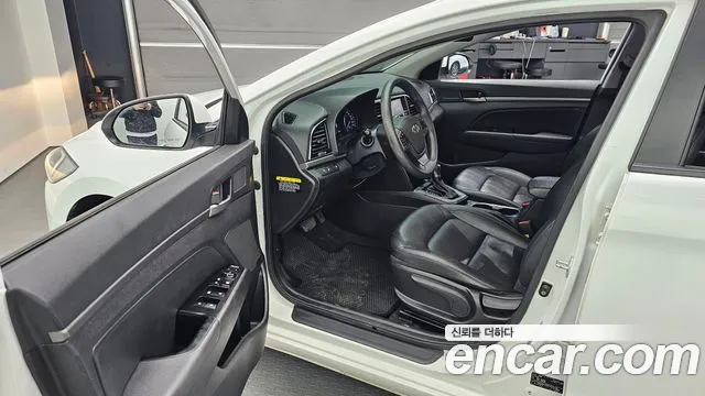 Hyundai Avante AD id 2565879 из Кореи 11