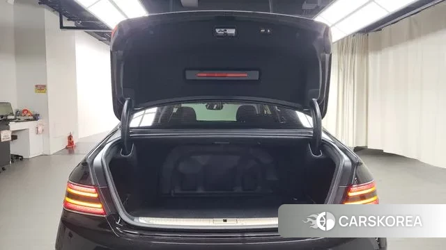 Genesis G90 id 2855356 из Кореи 11