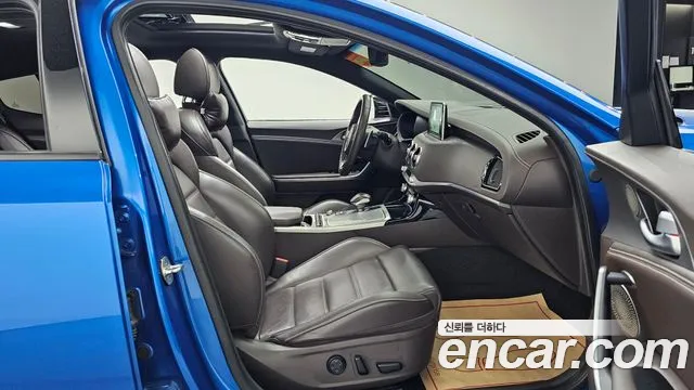 Kia Stinger id 2645239 из Кореи 11