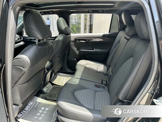 Toyota Crown Lufang id 4220911 из Китая 11
