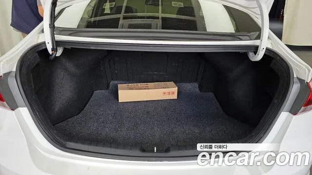 Hyundai Avante AD id 2840271 из Кореи 11