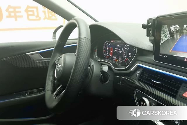 Audi A4L id 4210273 из Китая 11